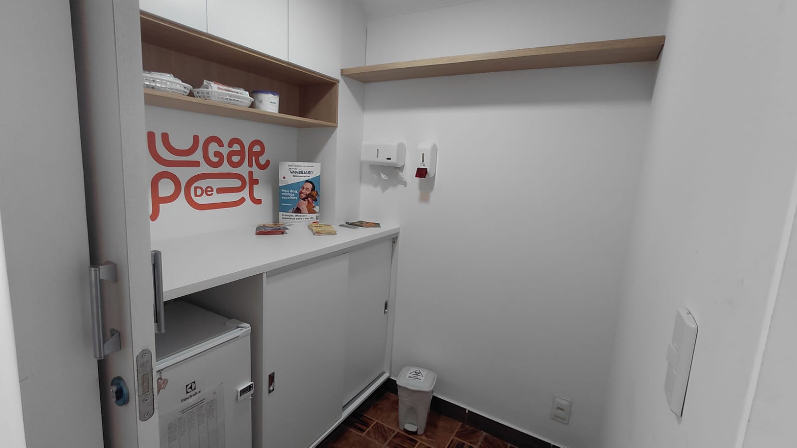 Sala de vacinação - um espaço separado para vacinação dos Pets, garantindo agilidade sem perder o conforto.